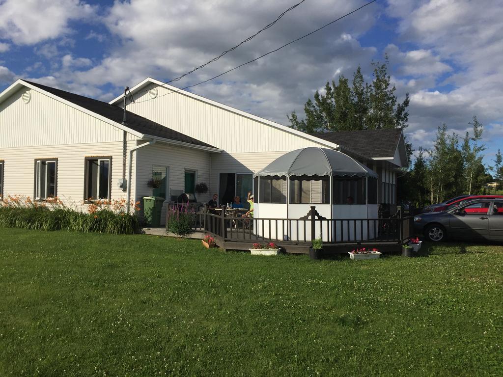 Appartamento Maison Du Moulin L'Isle-aux-Coudres Esterno foto